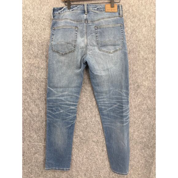 American Eagle Athletic Ripped Straight Blue Jeans Mens 31x34 NEW - Picture 2 of 5